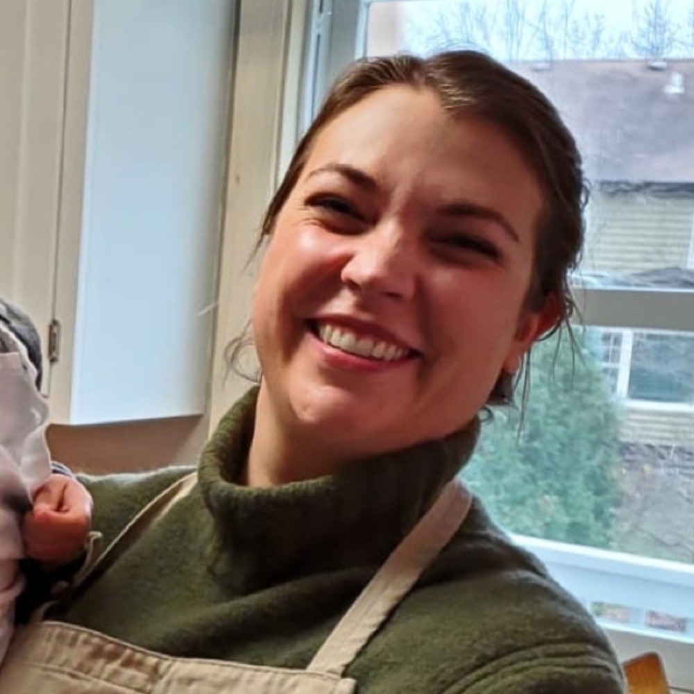 Meet your Posher, Claire